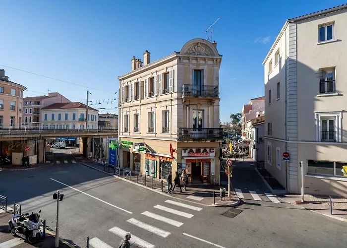 In St Raph * Saint-Raphaël