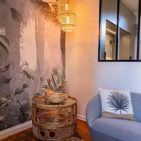 In St Raph Сен-Рафаэль