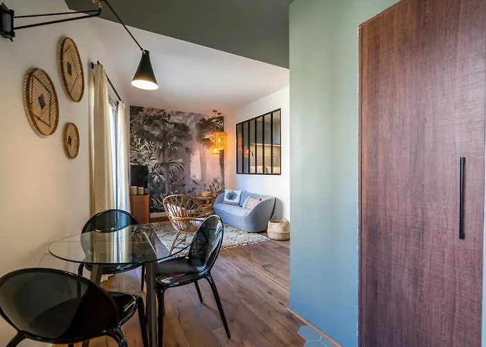 In St Raph Apartmán